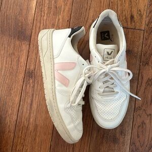 Vegas Sneakers size 10
